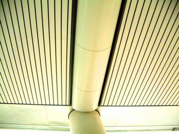 Dobner Metalldecken im Bahnhof Dover, Singapore